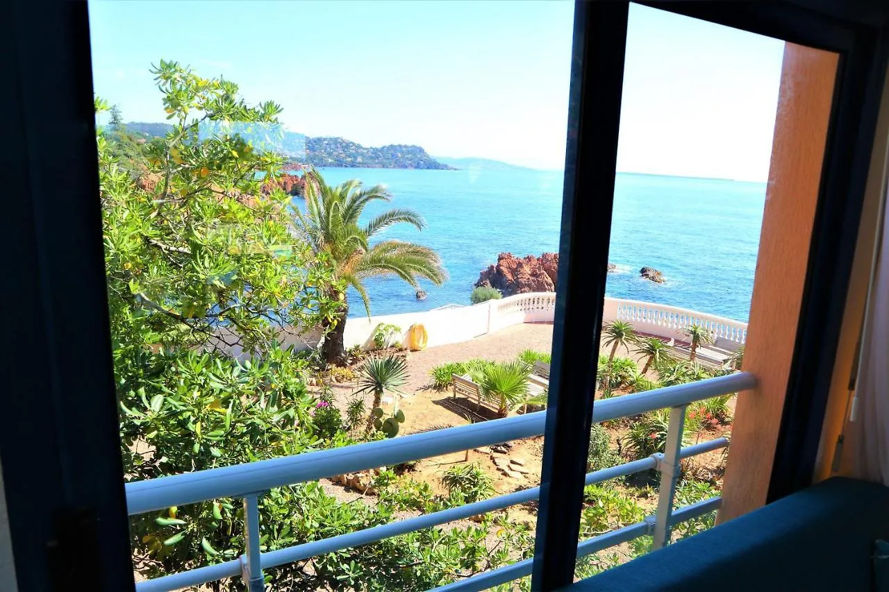 Residence Le Cap Nere Saint-Raphael  Holiday home Saint-Raphael (Var)